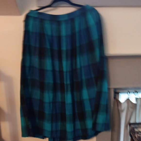 Teal and Navy Blue Plaid Pleated Midi Skirt - Picture 4 of 6